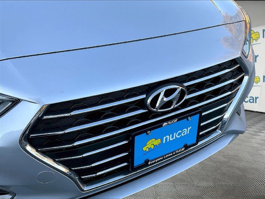 Used 2022 Silver Hyundai SEL image 28