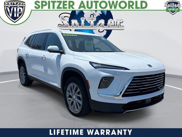 New 2026 Iridescent White Tricoat Buick Preferred image 1