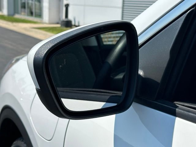 Used 2021 White Ford SE image 12