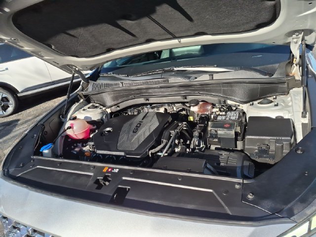 Used 2022 Silver Hyundai SEL image 31