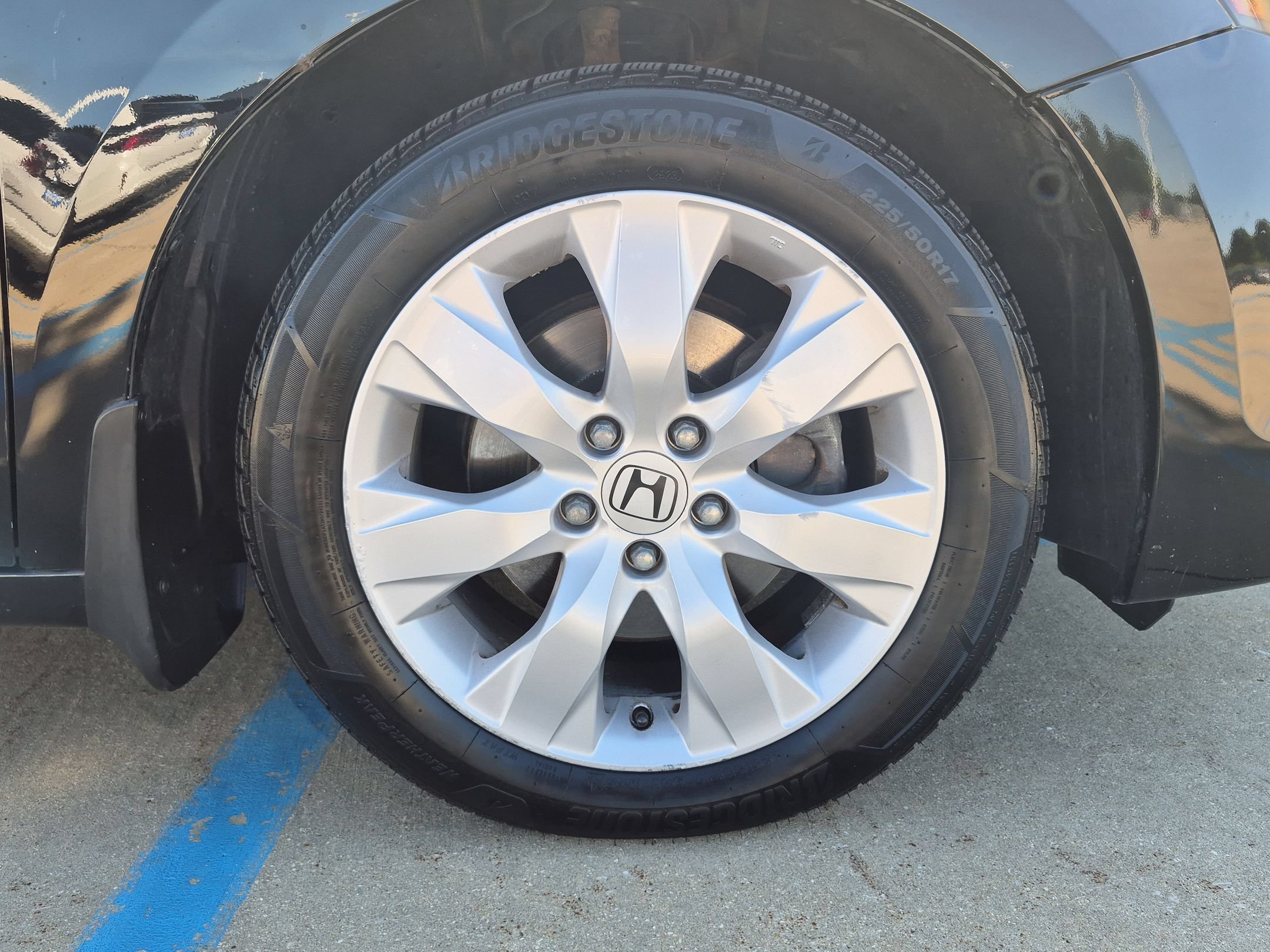 Used 2010 Crystal Black Pearl Honda EX-L Sedan image 30