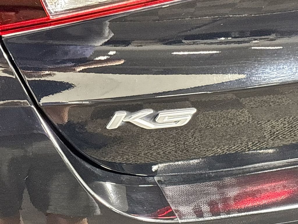 Used 2022 Ebony Black Kia EX image 25