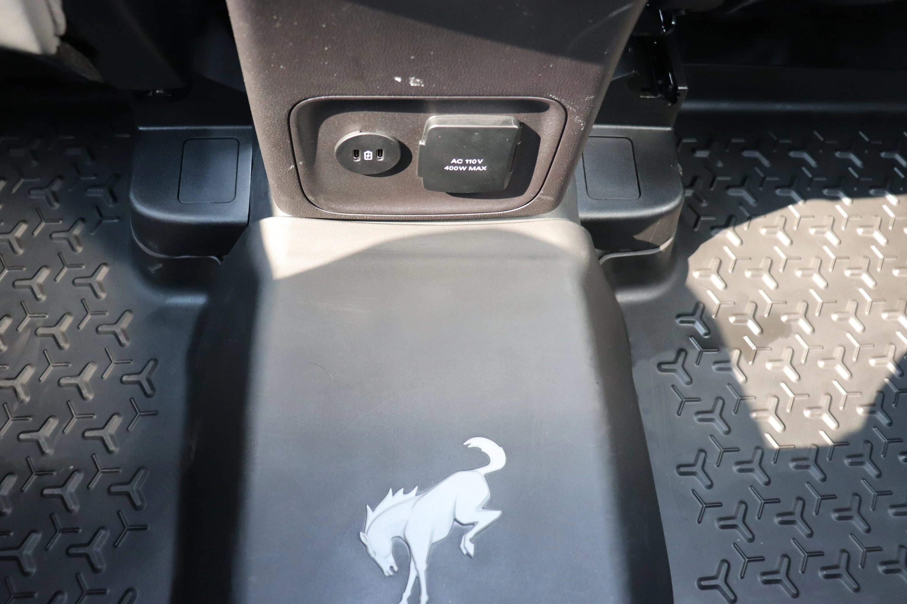 Certified Used 2025 White Ford Badlands 4x4 image 19