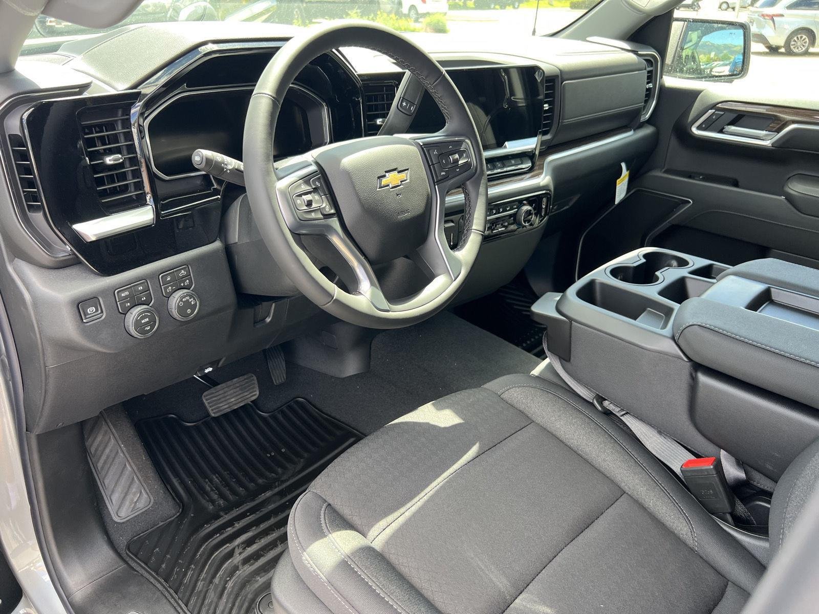 2026 Chevrolet Silverado 1500 LT - Photo 16