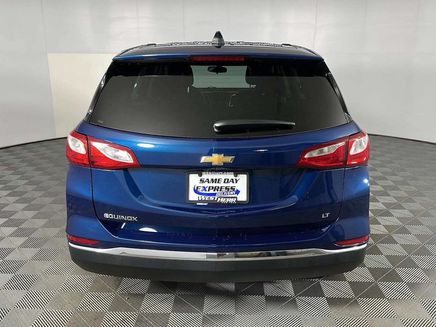 Used 2019 Pacific Blue Metallic Chevrolet LT image 21