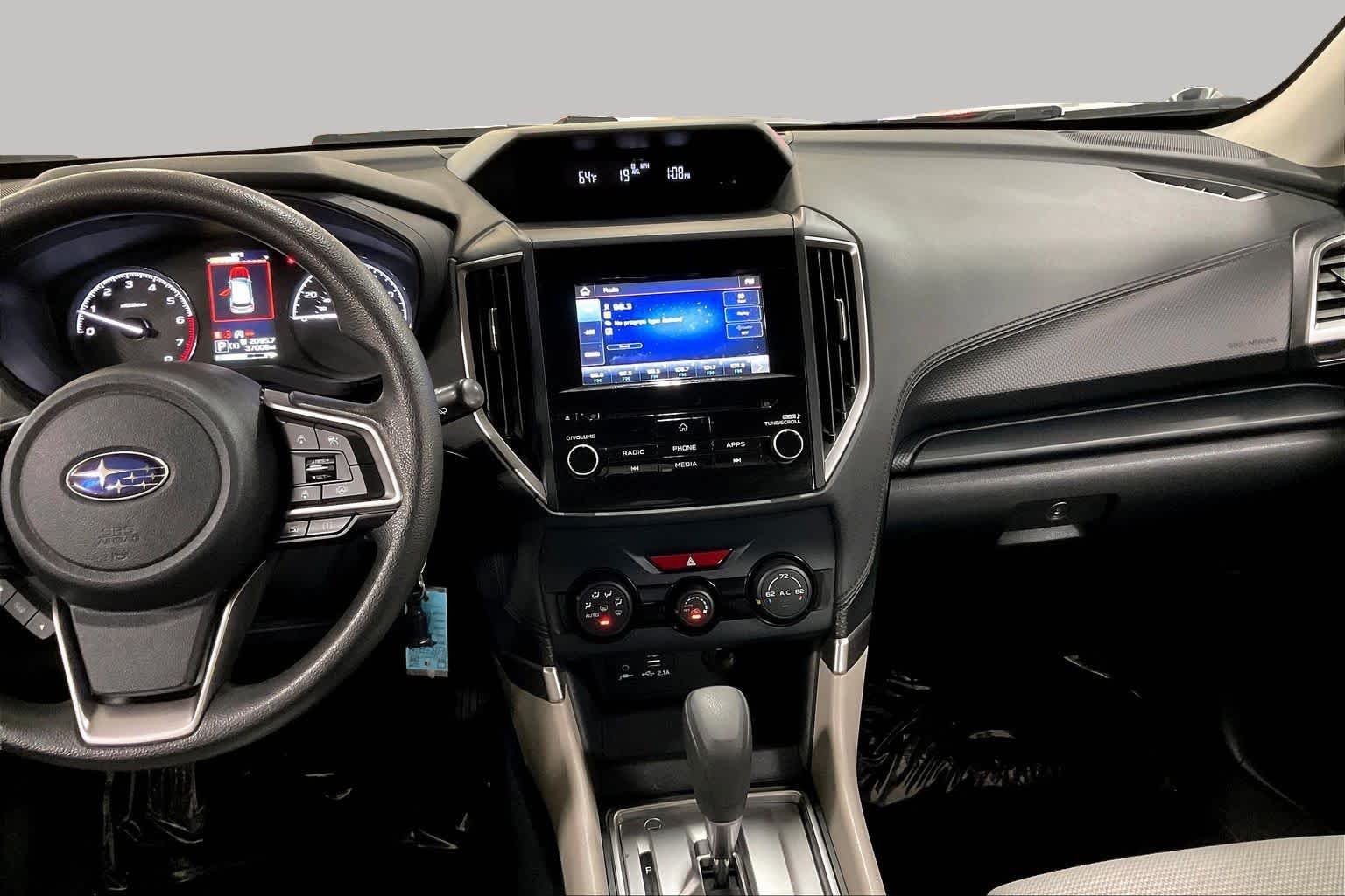 Used 2020 Crystal White Pearl Subaru  image 7