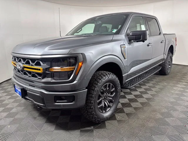New 2026 Carbonized Gray Metallic Ford Tremor image 7