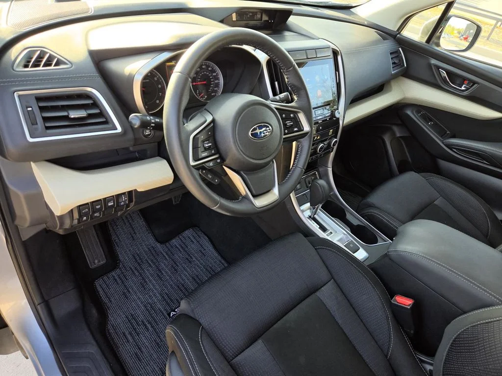 Used 2020 Silver Subaru Premium image 21