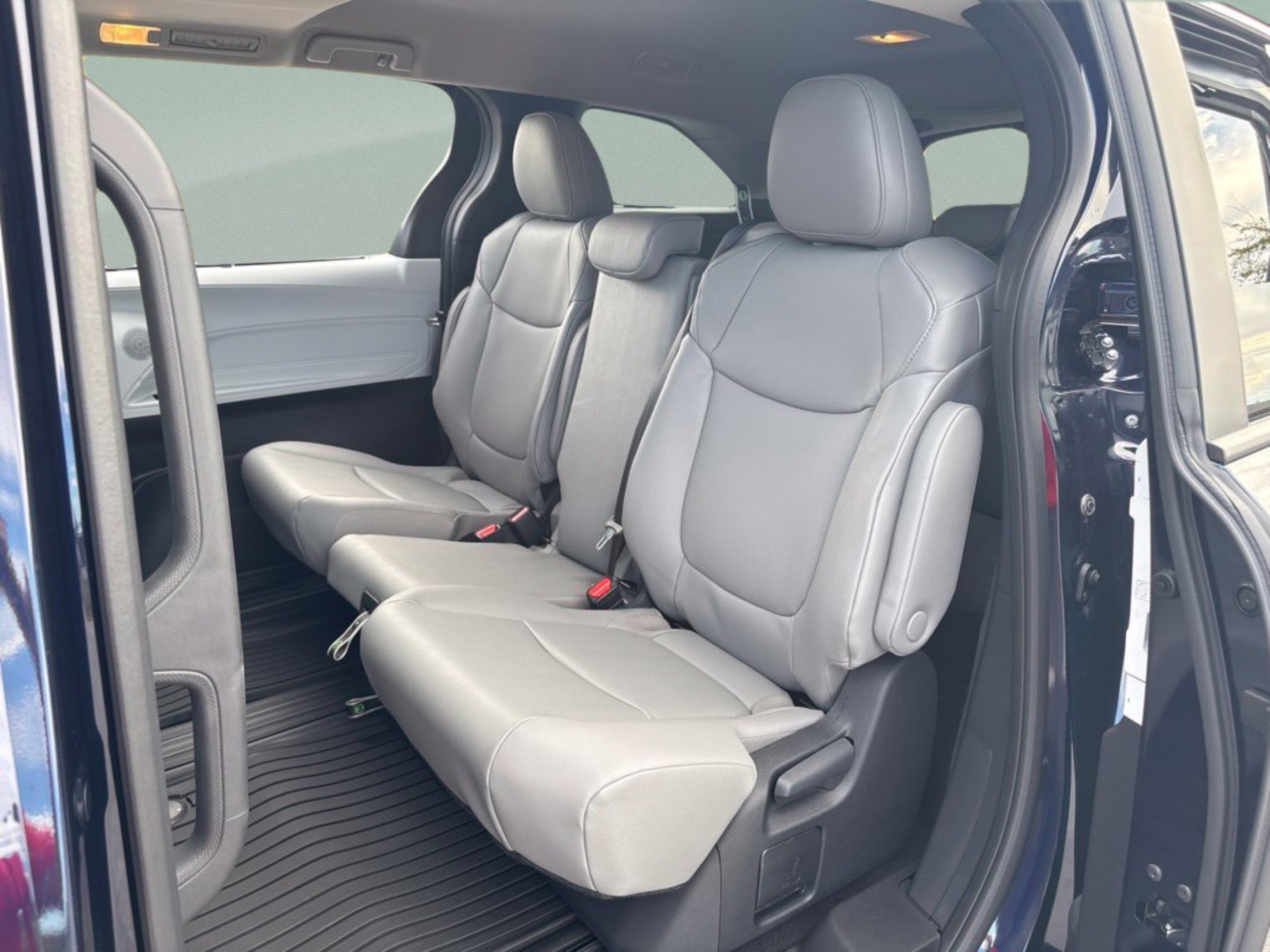 New 2026  Toyota XLE image 19