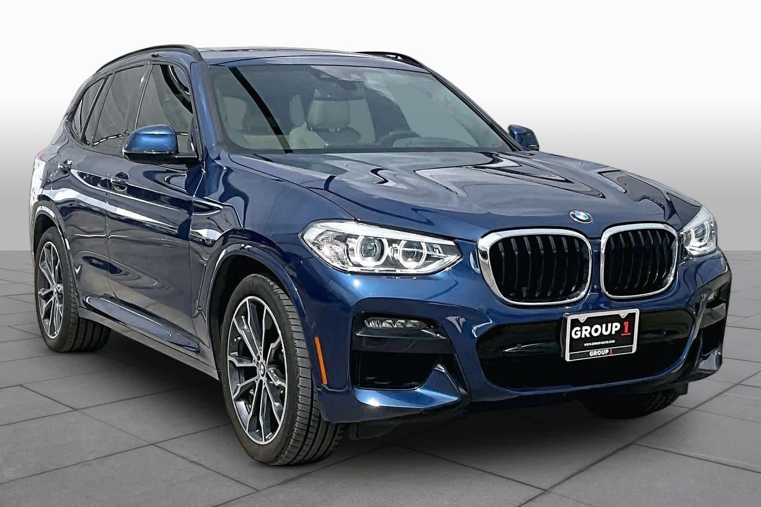 Used 2021 Phytonic Blue Metallic BMW sDrive30i image 3