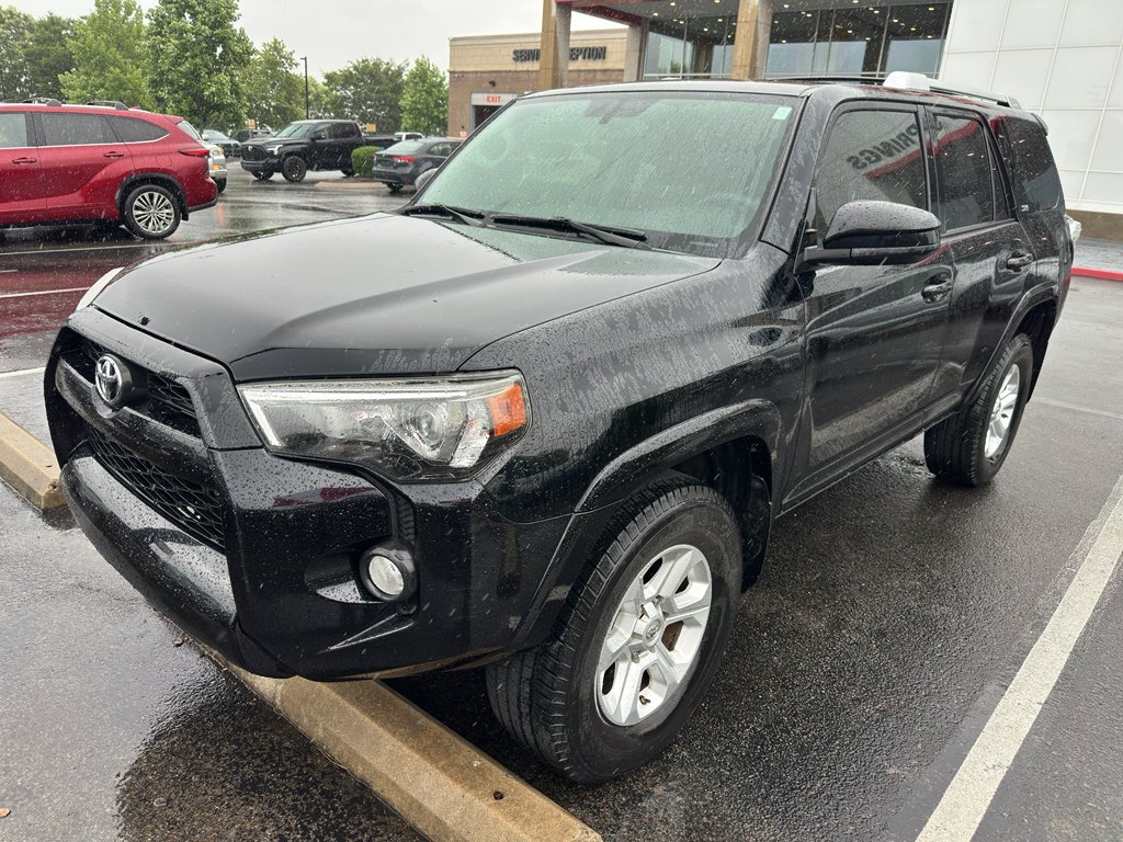 Used 2017 MIDNIGHT BLACK METALLIC Toyota SR5 image 1