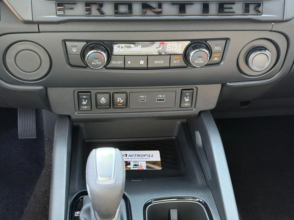 New 2026 Glacier White Nissan Crew Cab SV image 27