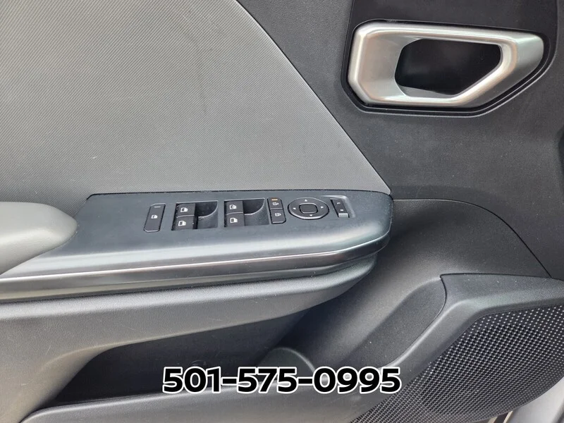 Used 2025 Steel Gray KIA LXS FWD image 31