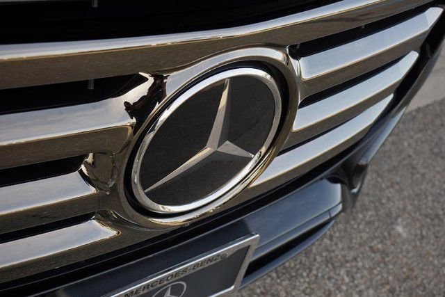 New 2026 Black Mercedes-Benz GLS 450 image 45