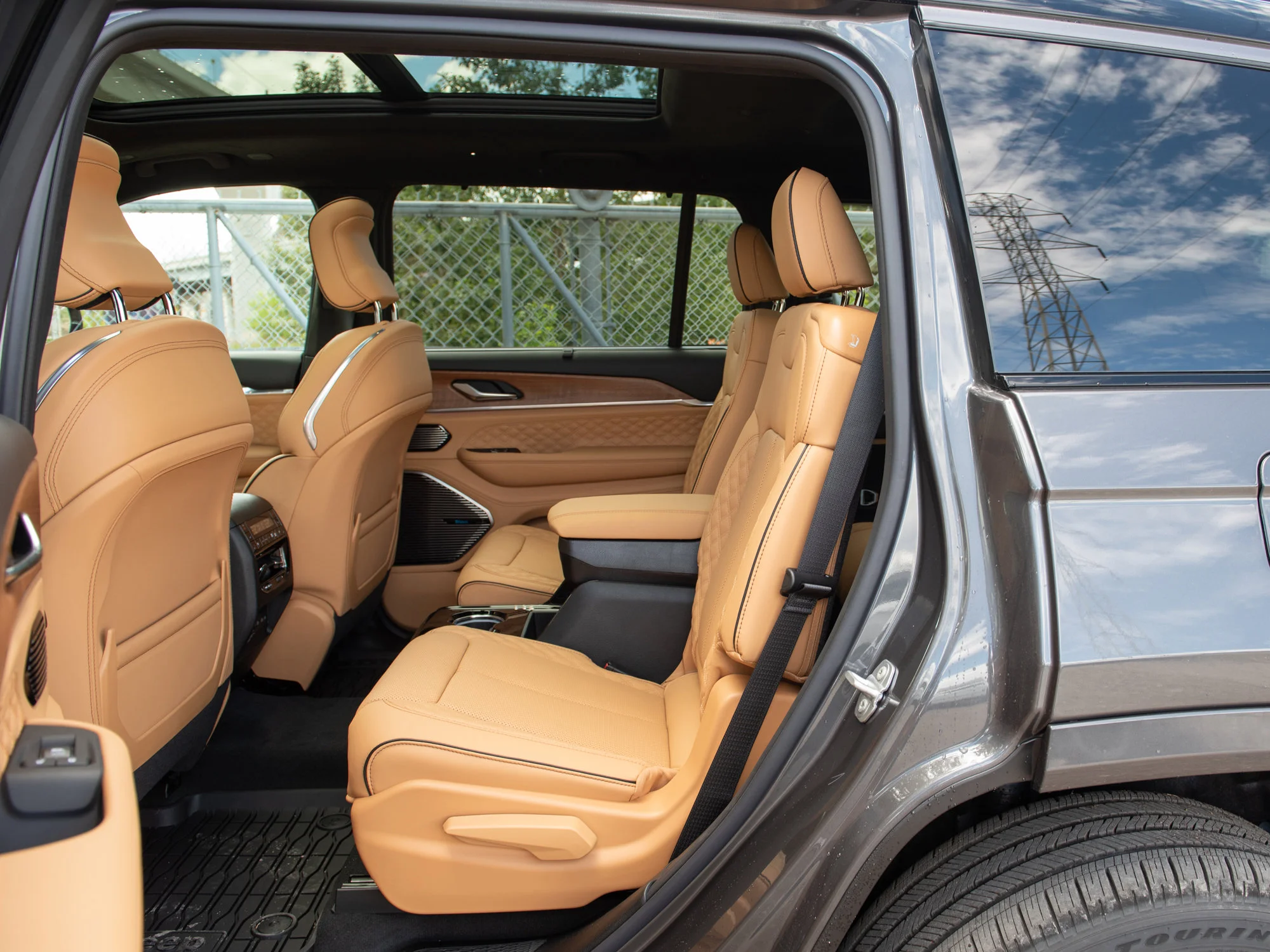 New 2026 Grey Jeep Summit* image 29