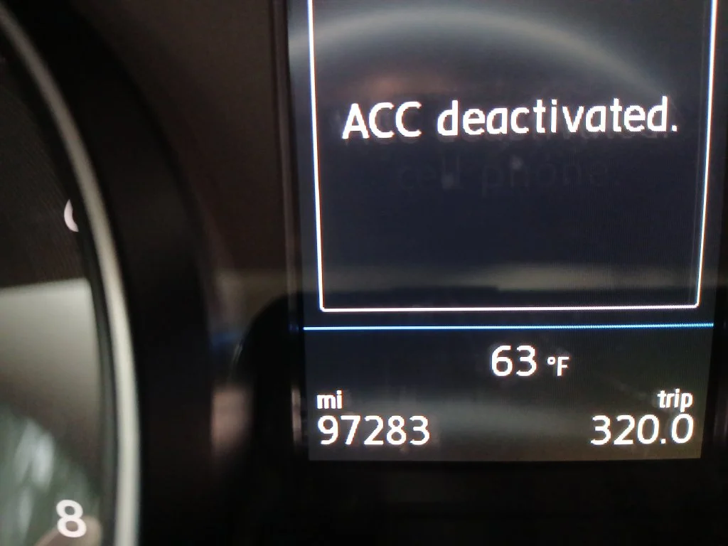 Used 2021 Silver Volkswagen 3.6L V6 SE w/Technology image 21