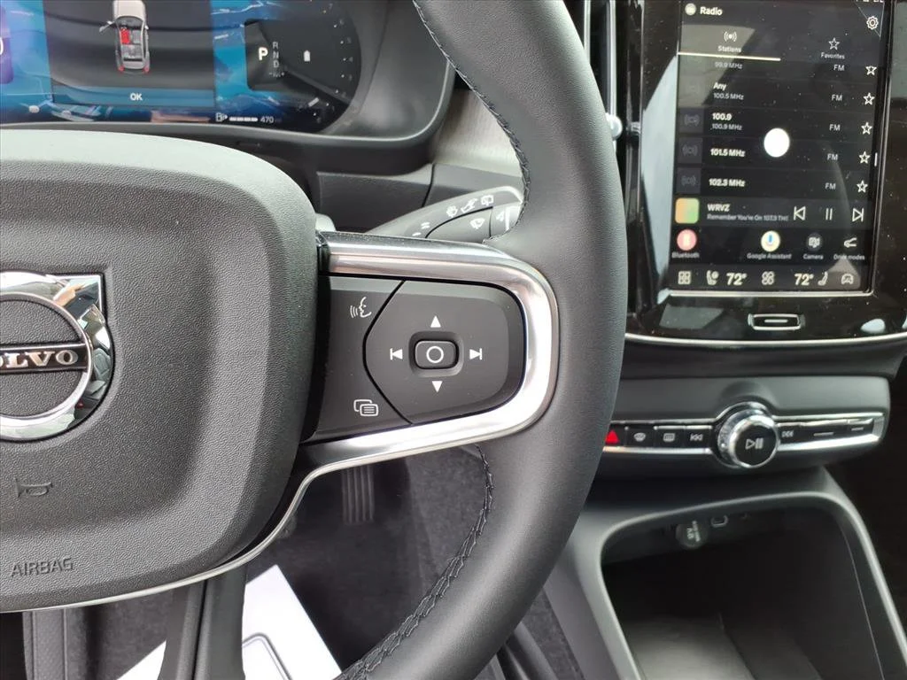 New 2026 Onyx Black Volvo Core image 17