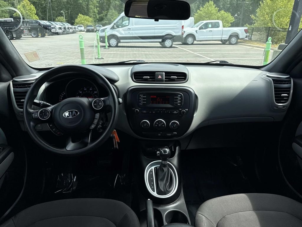 Used 2016 Gray Kia Base image 11