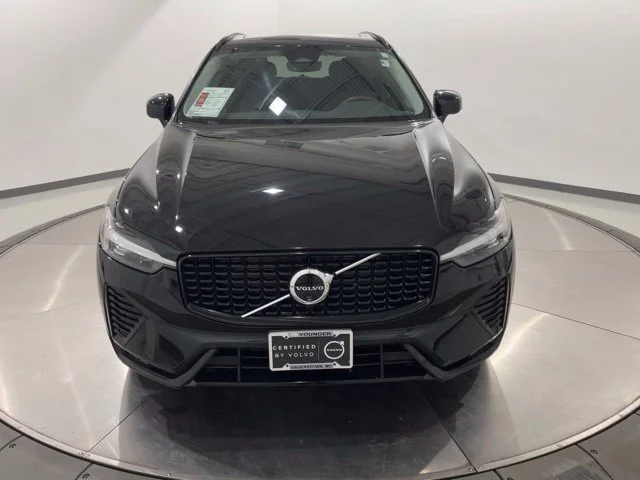 Used 2024 Onyx Black Volvo Plus image 8