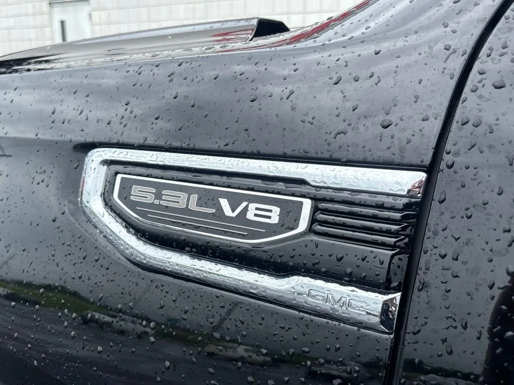 Used 2025 Black GMC SLT image 41