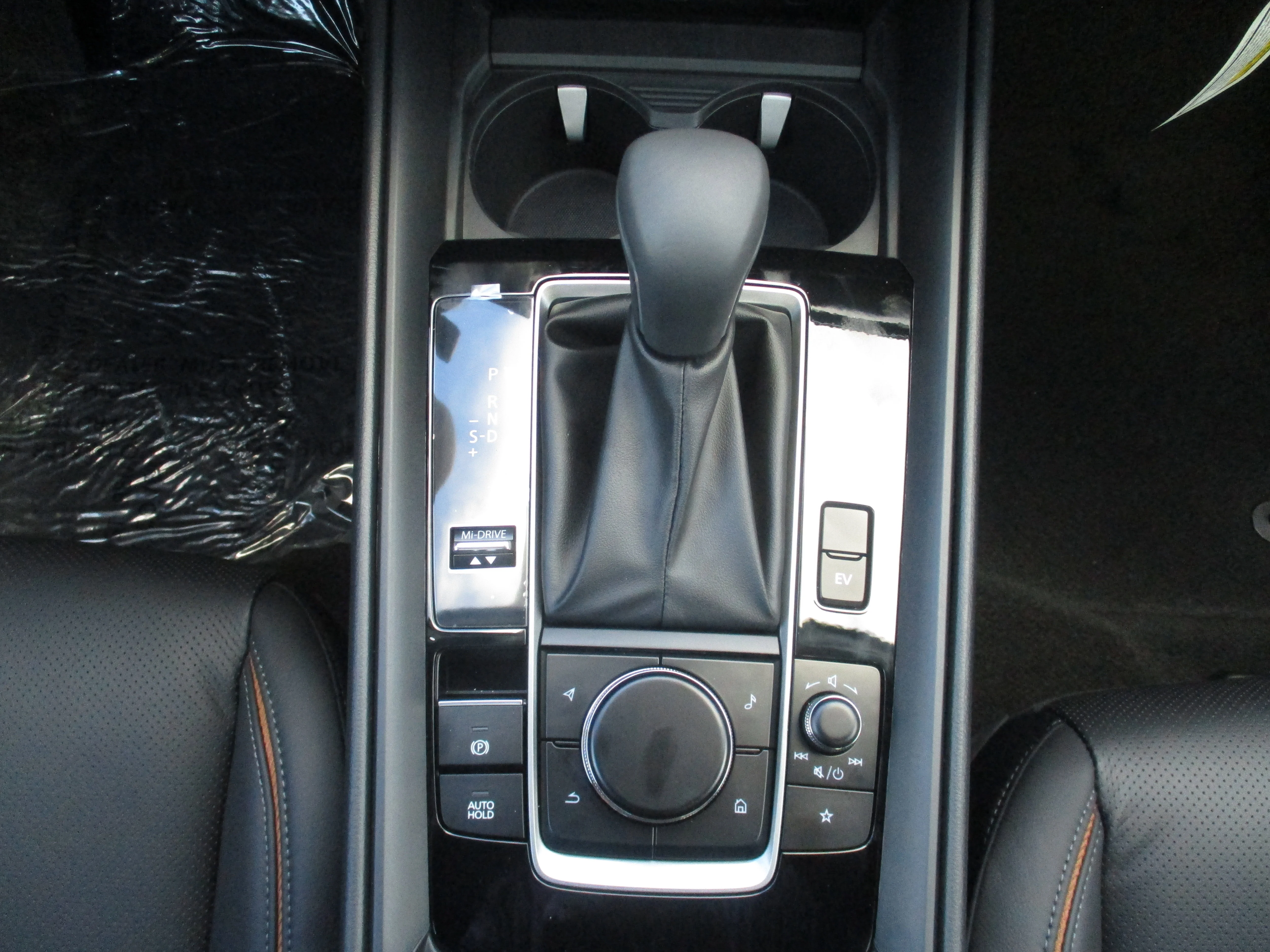 2026 Mazda CX-50 Premium - Photo 16