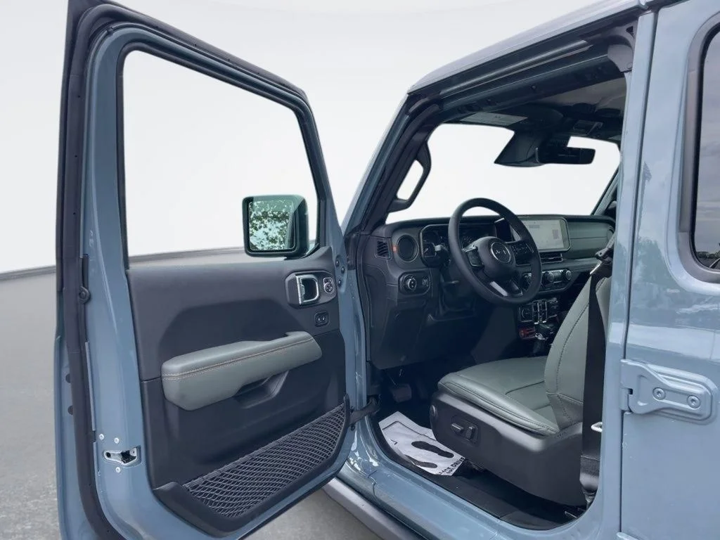 New 2026 Anvil Clear-Coat Exterior Paint Jeep Mojave X image 15