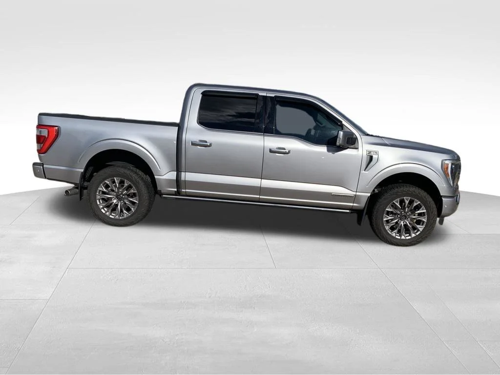 Used 2022 Silver Ford Limited image 15