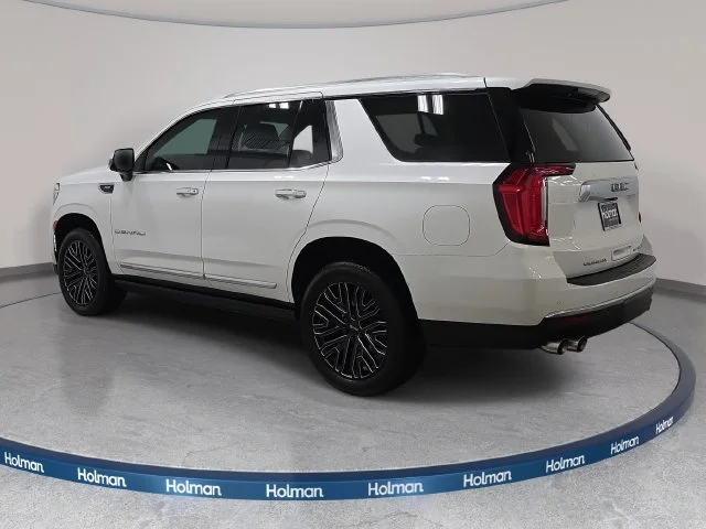 Used 2021 White GMC Denali image 8