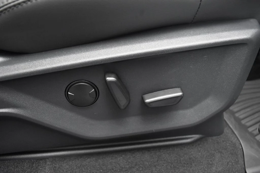 New 2027 Gray Ford Active image 24