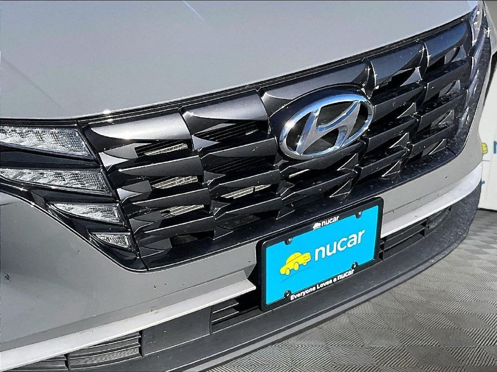 Used 2024 Hampton Gray Hyundai SE image 28