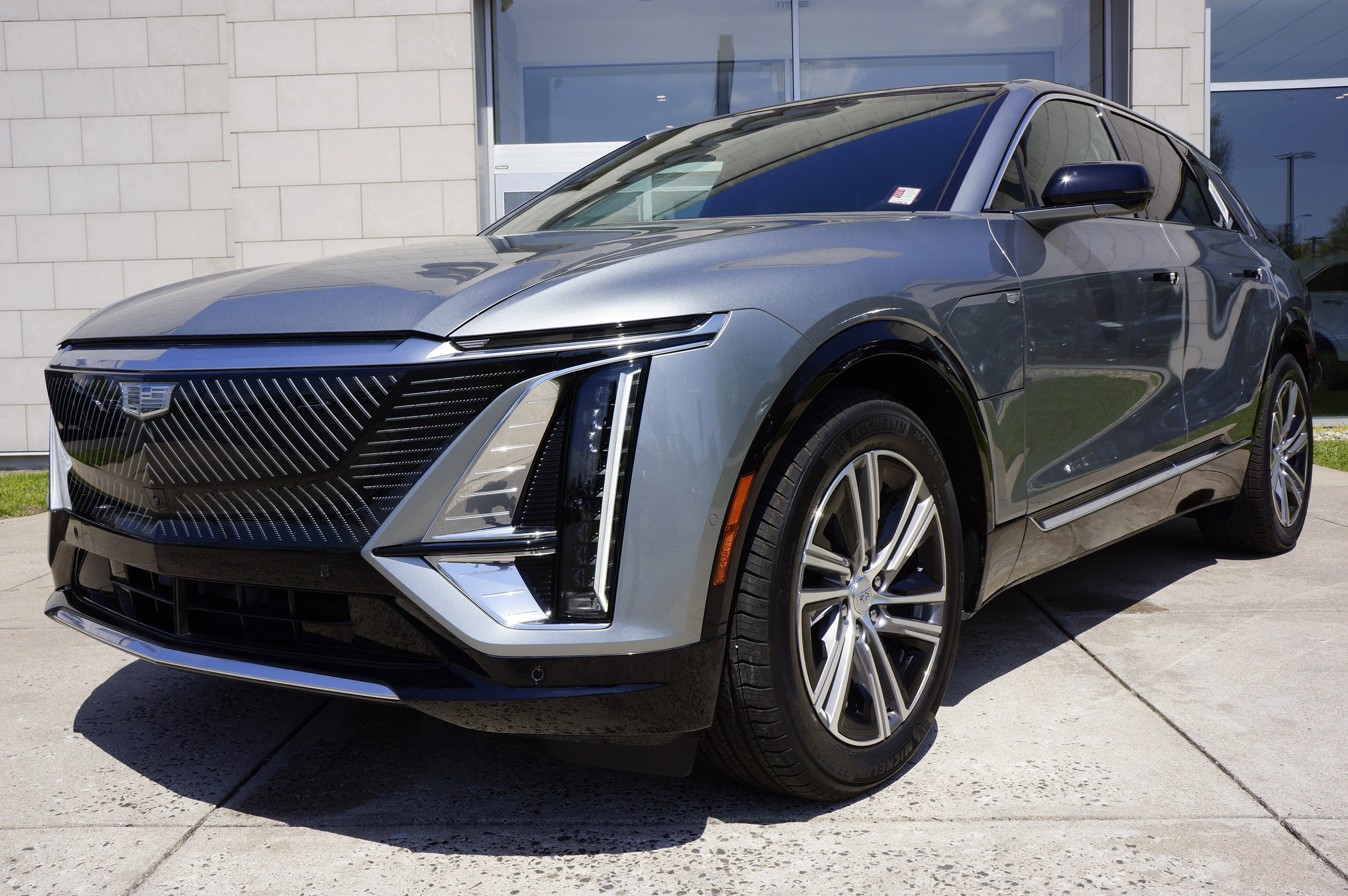 Used 2024 Argent Silver Metallic Cadillac Tech image 12