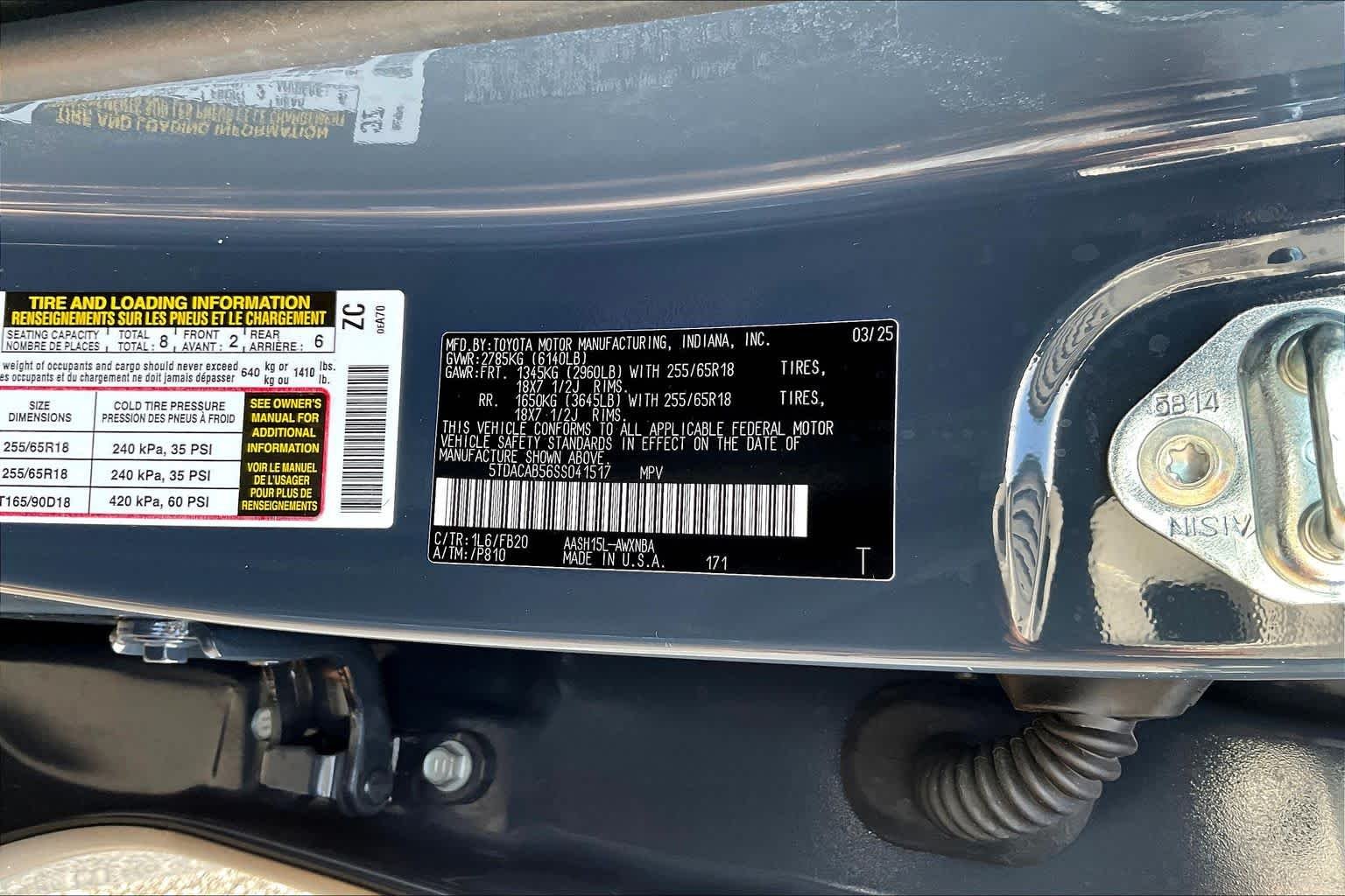 Used 2025 Storm Cloud Toyota Hybrid LE image 32