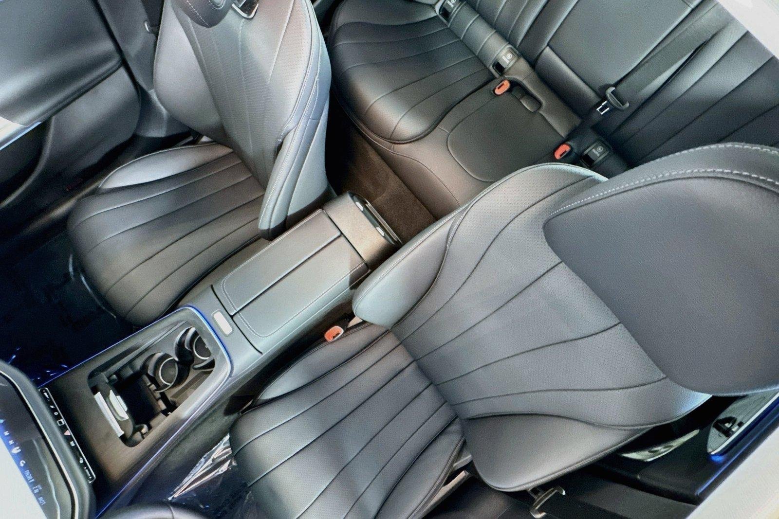 New 2026 Manufaktur Moonlight White Metallic Mercedes-Benz E 350 image 19