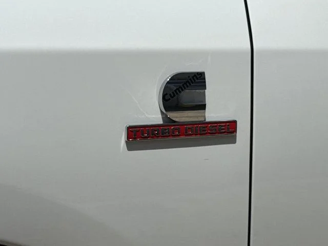 New 2026 Bright White Clear-Coat Exterior Paint RAM Tradesman image 14