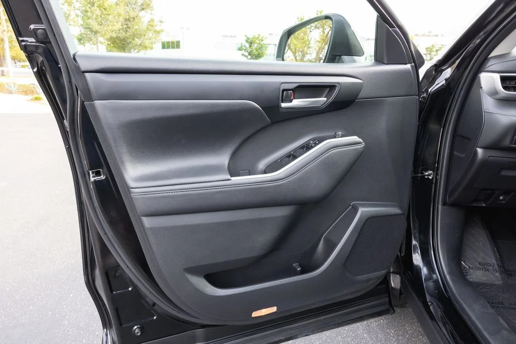 Used 2023 Midnight Black Metallic Toyota XLE image 14