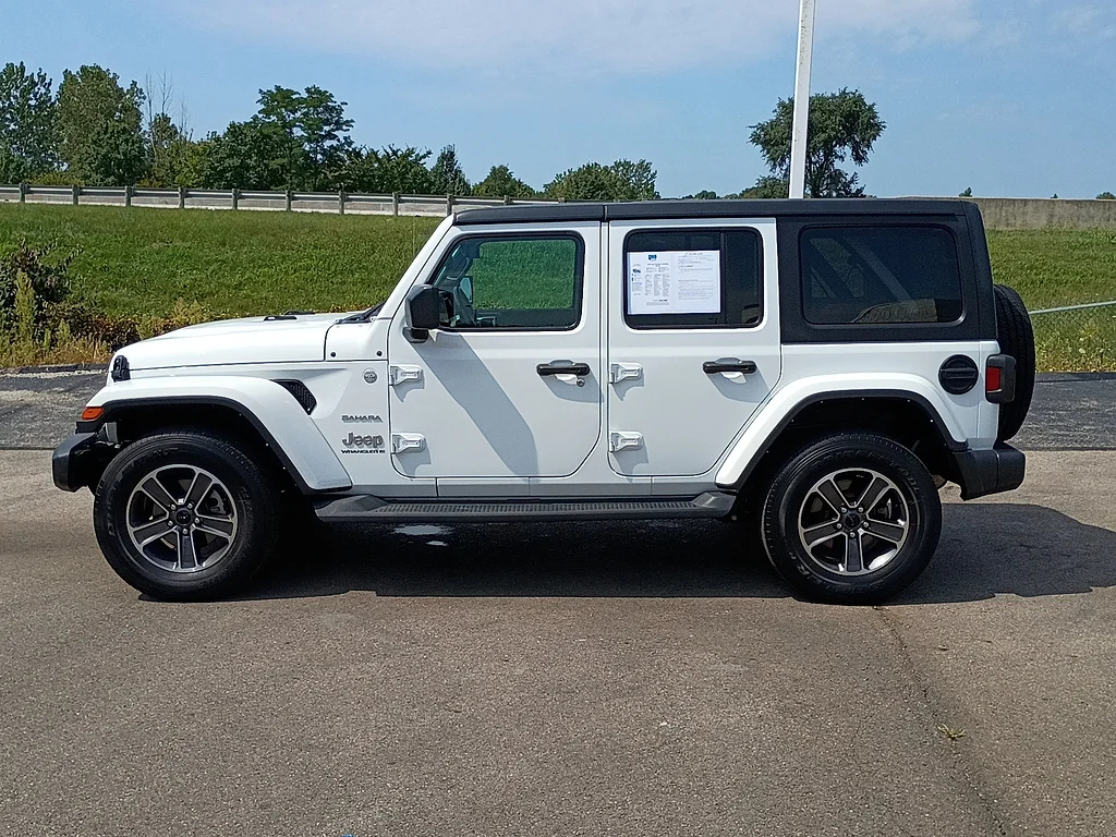 Used 2023 Bright White Clear Coat Jeep Sahara image 6