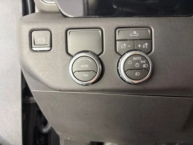 Certified Used 2026 Onyx Black GMC Elevation image 19