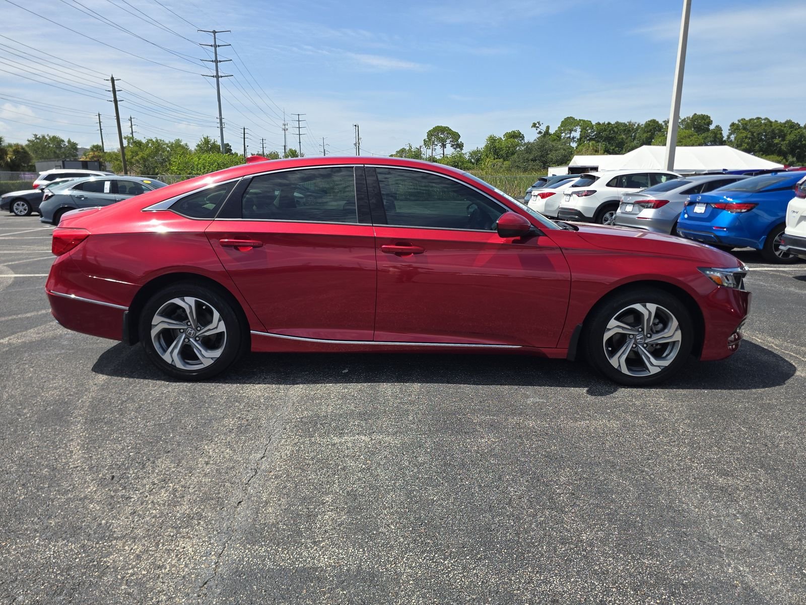 Used 2020 Red Honda EX image 3