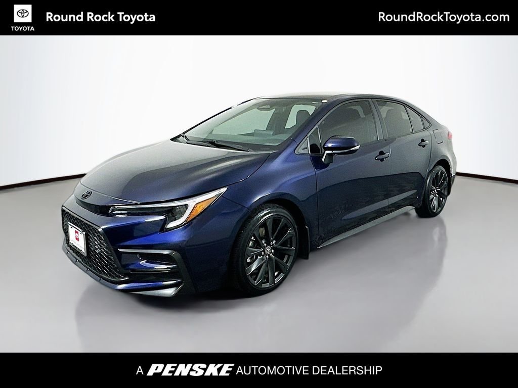 Used 2024  Toyota SE image 1