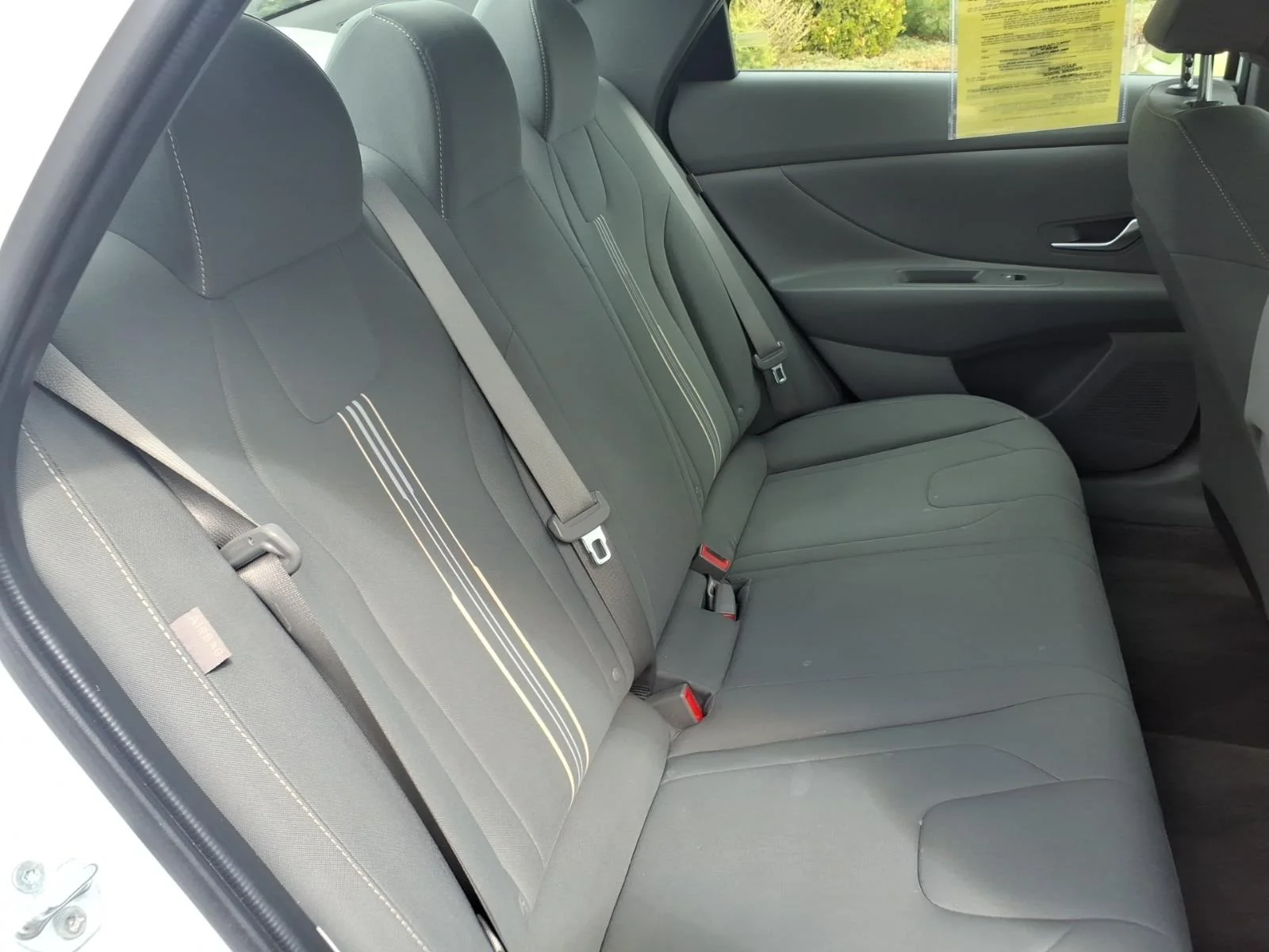 Used 2024 White Hyundai SEL image 17
