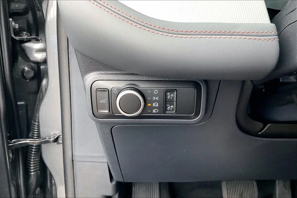 New 2026 Carbonized Gray Metallic Ford Active image 37