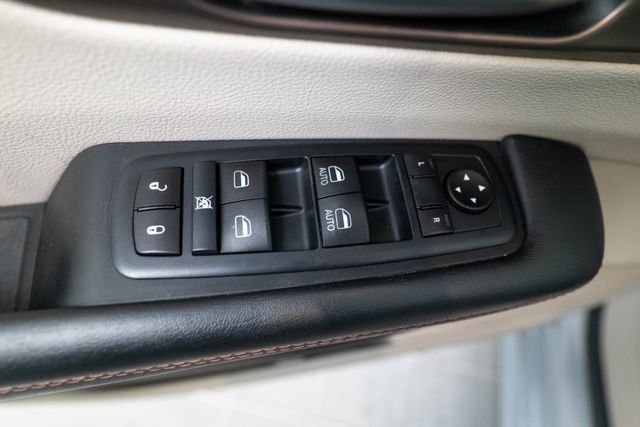 Used 2017 Silver Chrysler Touring image 18
