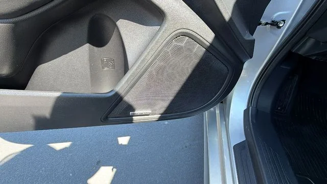 Used 2025 Silver Subaru Sport image 22
