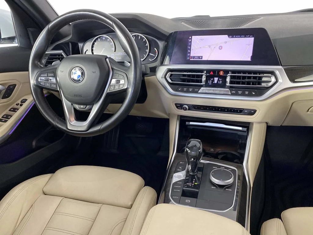 Used 2020 White Metallic BMW 330i xDrive image 13
