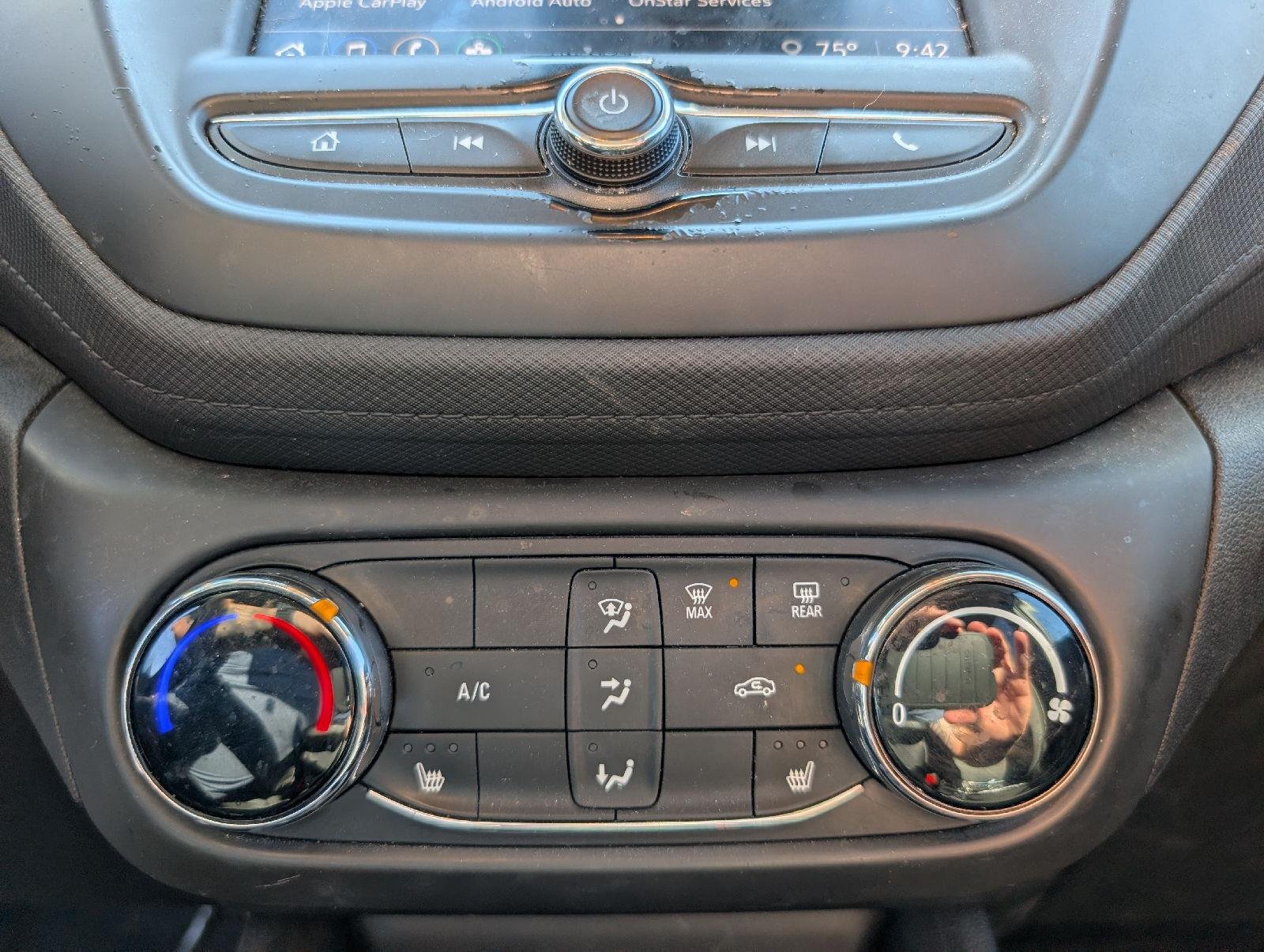 Used 2022 Summit White Chevrolet LT image 16