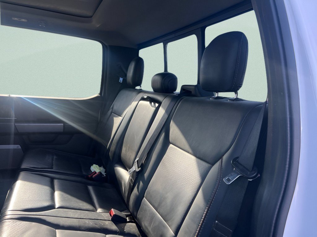 Used 2021 Oxford White Ford Lariat image 21