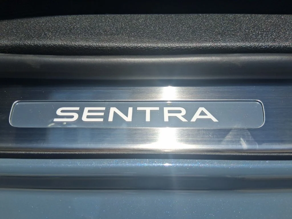 New 2026 Atlantic Gray Metallic Nissan SR image 25