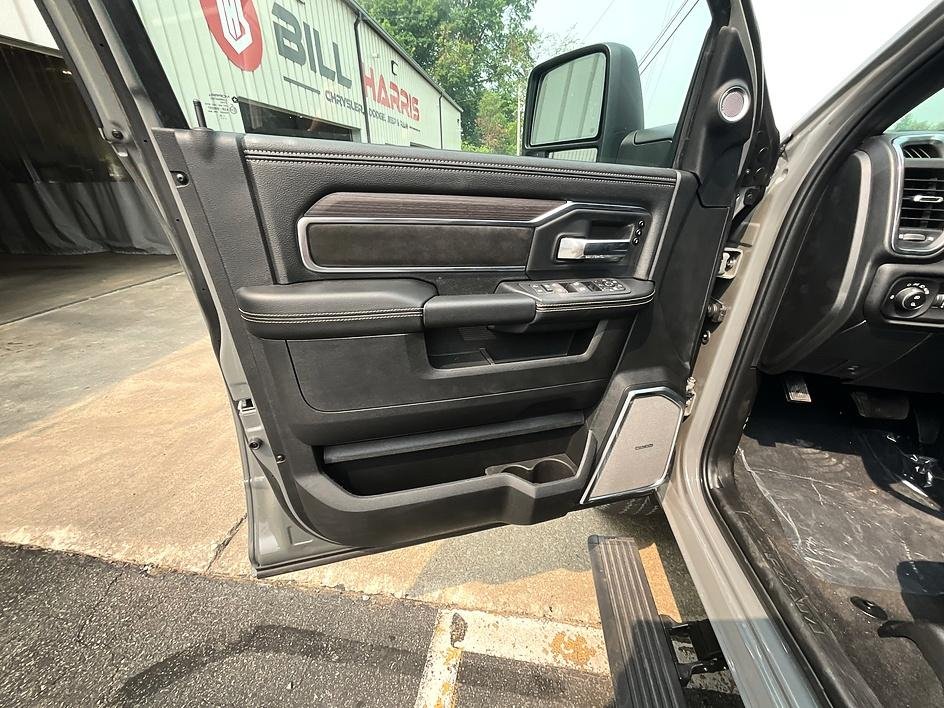 New 2026 Ceramic Gray Clear-Coat Exterior Paint RAM Laramie image 11