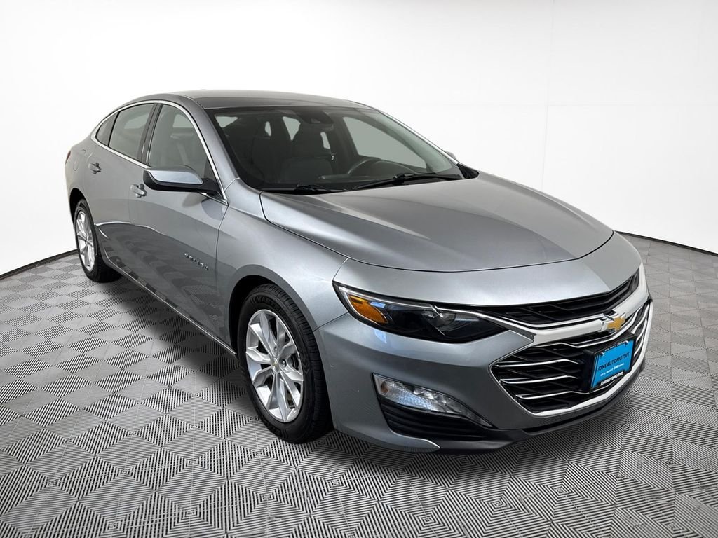 Used 2024 Gray Chevrolet LT image 4