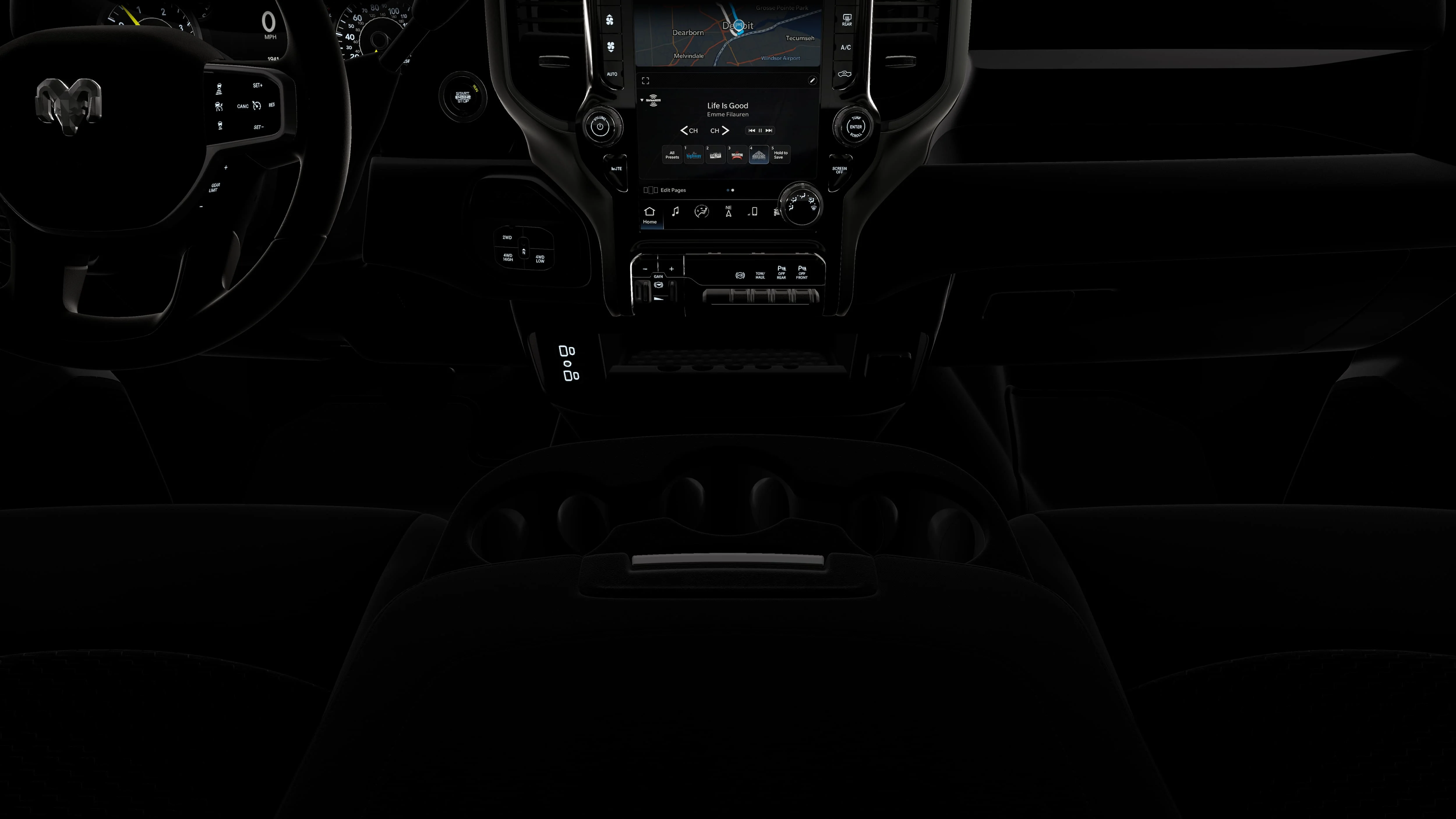 New 2026 Diamond Black Crystal Pearl-Coat Exterior Paint RAM TRADESMAN image 17